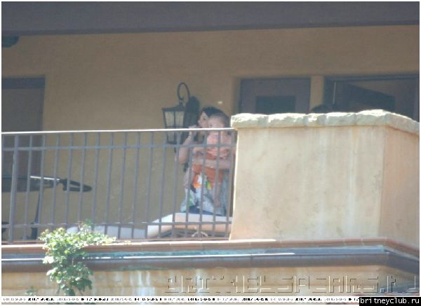 Бритни ищет дом в Санта Барбаре13.jpg(Бритни Спирс, Britney Spears)
