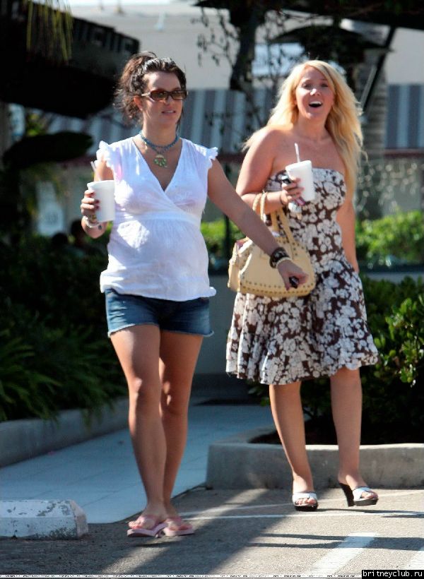 Бритни в Санта Монике17.jpg(Бритни Спирс, Britney Spears)