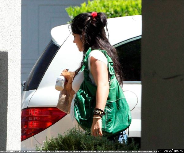 Бритни с Шоном посетила своих родителей09.jpg(Бритни Спирс, Britney Spears)