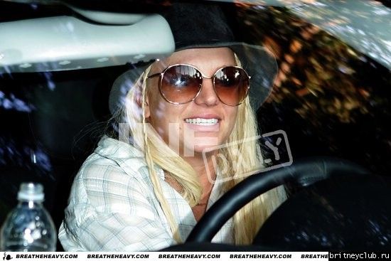 Бритни проводит время в студии звукозаписиbritney-recording11.jpg(Бритни Спирс, Britney Spears)