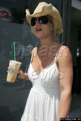 Бритни в северной части Голивудаbritney-starbucks02.jpg(Бритни Спирс, Britney Spears)