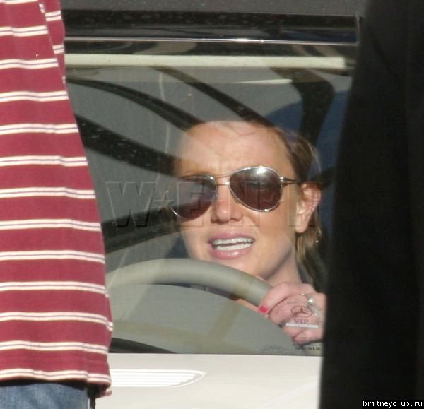 Britney делающий покупки В Neiman Marcusbritney-neimanmarcus31.jpg(Бритни Спирс, Britney Spears)