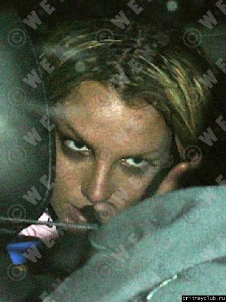 Бритни оставляет вечеринку и принимает гостейbritney-halloween02.jpg(Бритни Спирс, Britney Spears)