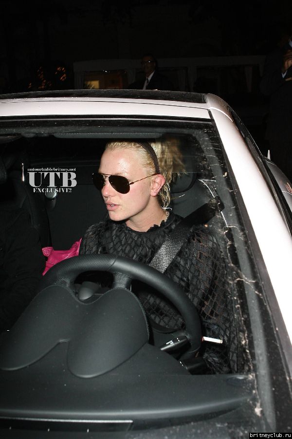 Бритни покидает ресторан Mirabelle в Голливуде42~0.JPG(Бритни Спирс, Britney Spears)