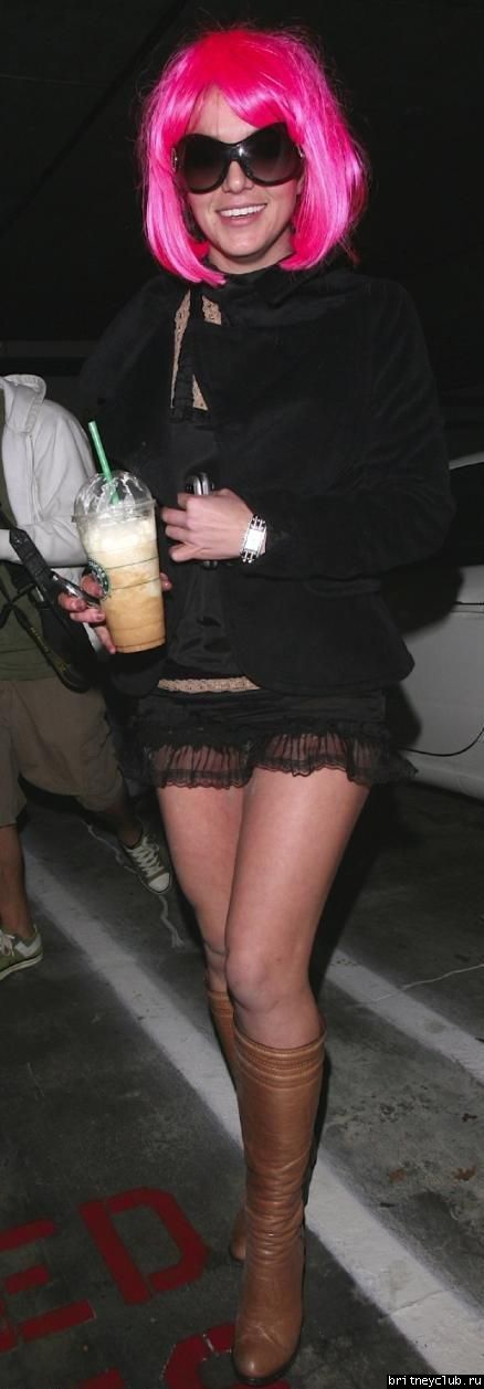 Бритни приехала в Starbucks20.jpg(Бритни Спирс, Britney Spears)