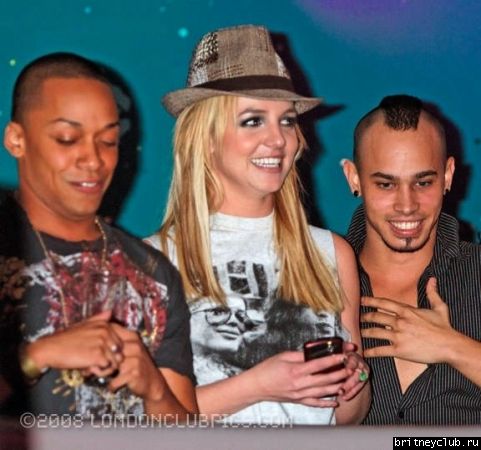 Бритни отмечает День Рождения в клубе G-A-Ynormal_n508016193_1205113_5108.jpg(Бритни Спирс, Britney Spears)