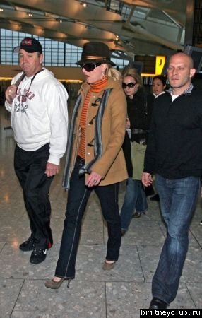 Бритни возвращается в Нью-Йоркnormal_britney-spears-states-11308-6.jpg(Бритни Спирс, Britney Spears)