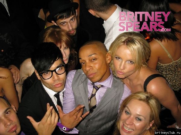 Официальные фото с Дня Рождения Бритниgallery_enlarged-britney-birthday-tenjune-5-1212708.jpg(Бритни Спирс, Britney Spears)