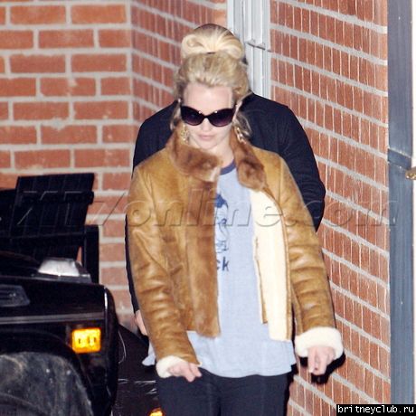 Бритни уезжает из студии7.jpg(Бритни Спирс, Britney Spears)