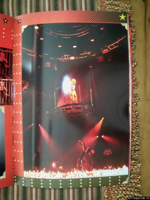 Сканы Тур Book 29.jpg(Бритни Спирс, Britney Spears)