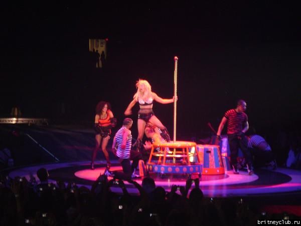 Фотографии с концерта Бритни в Чикаго 29 апреля (Фото среднего качества)11.jpg(Бритни Спирс, Britney Spears)