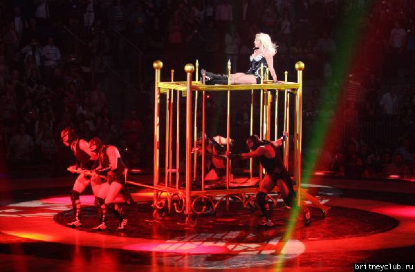 Фотографии с концерта Бритни в Лондоне 3 июня 46.jpg(Бритни Спирс, Britney Spears)