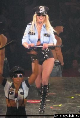 Фотографии с концерта Бритни в Лондоне 10 июня23.jpg(Бритни Спирс, Britney Spears)