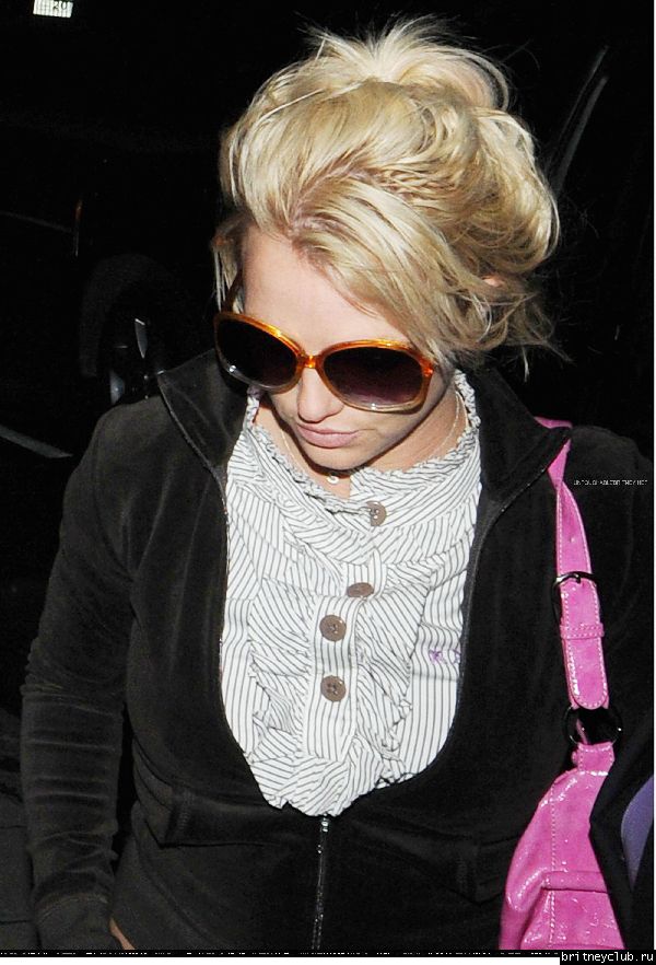 Бритни возвращается в отель после концерта057.jpg(Бритни Спирс, Britney Spears)