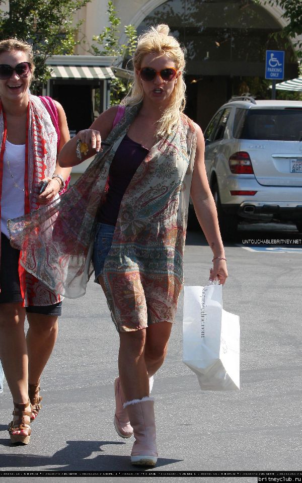 Бритни на шоппинге в Беверли Хиллз123.jpg(Бритни Спирс, Britney Spears)