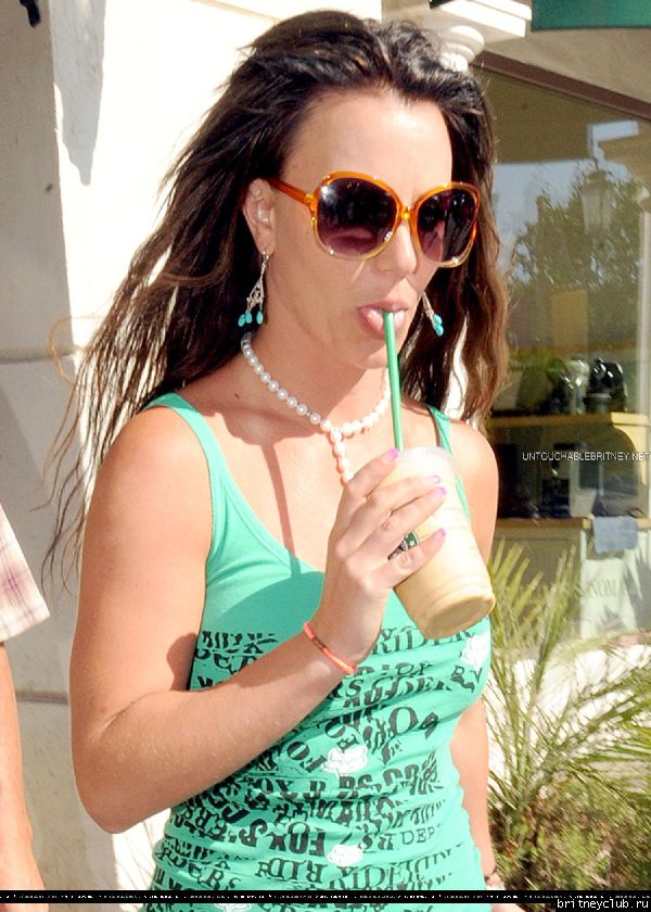 Бритни в  Starbucks 51.jpg(Бритни Спирс, Britney Spears)