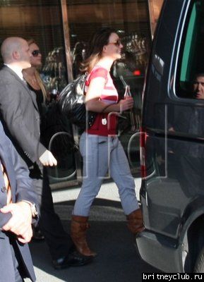 Бритни уезжает из отеля Hyatt в Берлине33.jpg(Бритни Спирс, Britney Spears)
