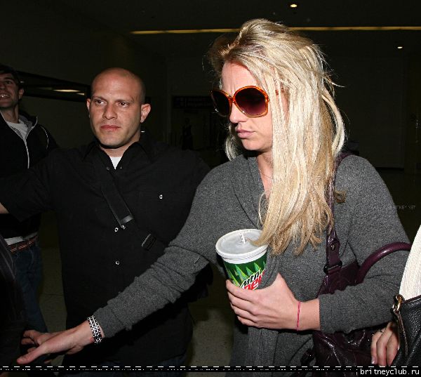 Бритни в аэропорту LAX27.jpg(Бритни Спирс, Britney Spears)