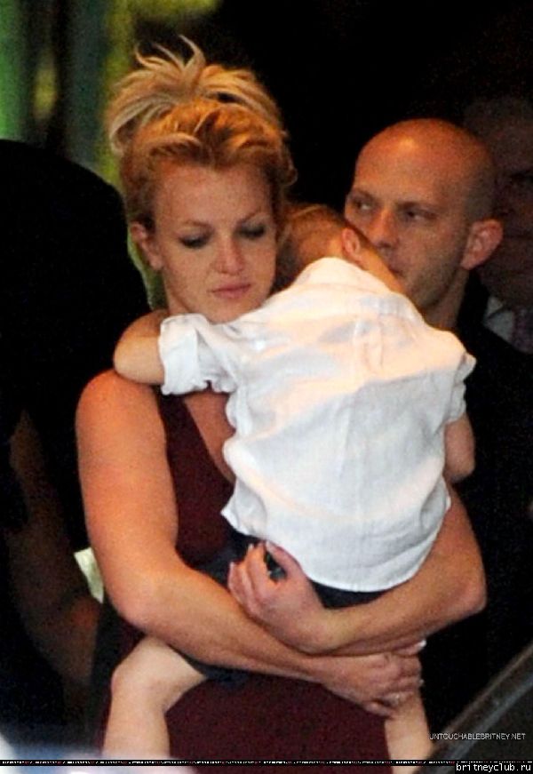 Бритни уезжает из гостиницы в Мельбруне20.jpg(Бритни Спирс, Britney Spears)