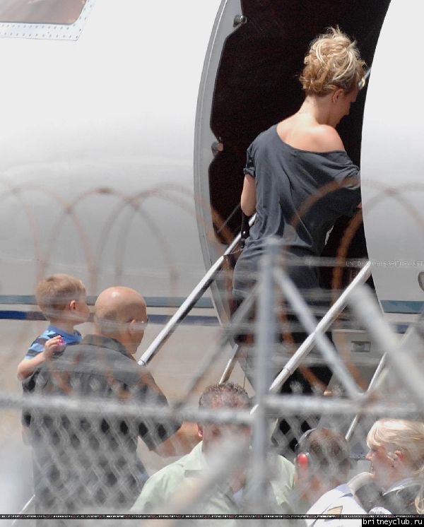 Бритни в аэропорту Сиднея20.jpg(Бритни Спирс, Britney Spears)