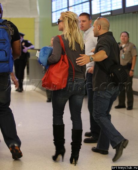 Бритни в аэропорту Лос-Анджелеса41.jpg(Бритни Спирс, Britney Spears)