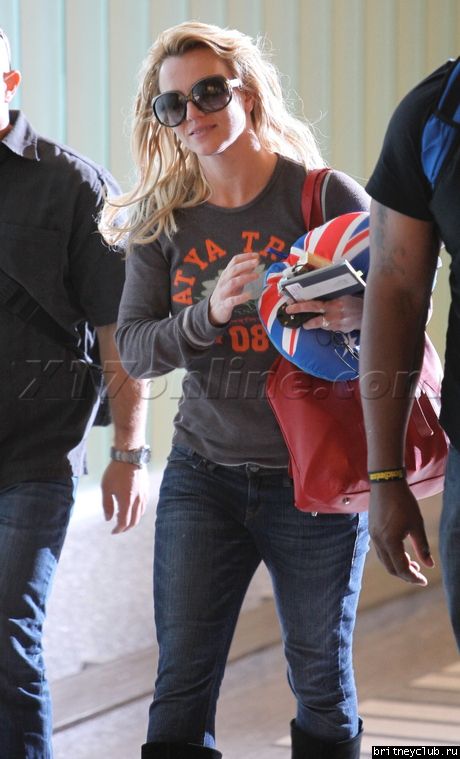 Бритни в аэропорту Лос-Анджелеса42.jpg(Бритни Спирс, Britney Spears)