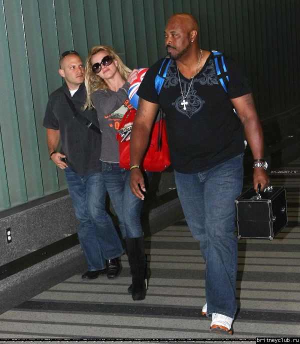 Бритни в аэропорту Лос-Анджелеса60.jpg(Бритни Спирс, Britney Spears)