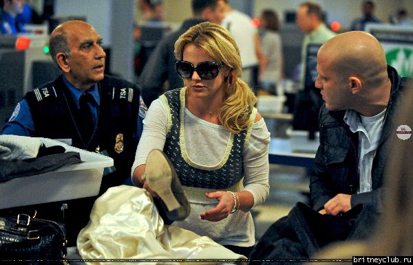 Бритни в аэропорту LAX32.jpg(Бритни Спирс, Britney Spears)