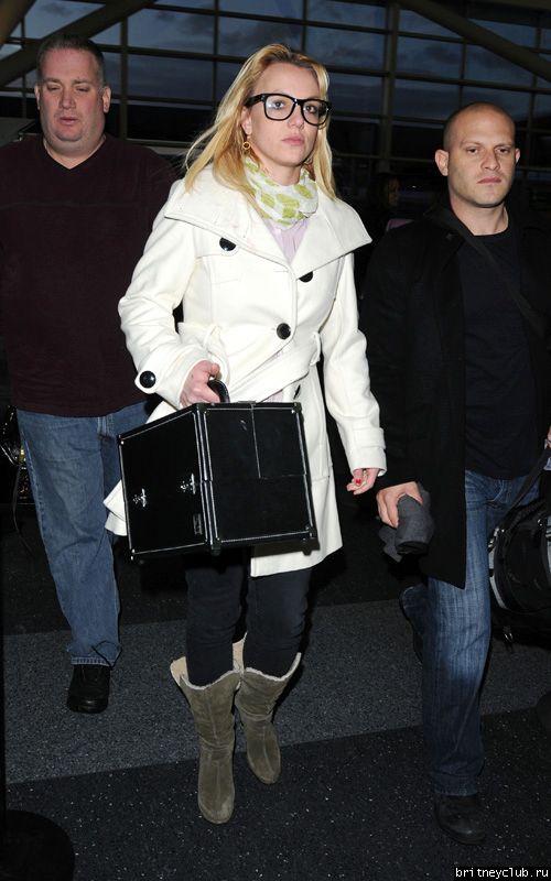 Бритни в аэропорту JFK в Нью-Йорке04.jpg(Бритни Спирс, Britney Spears)