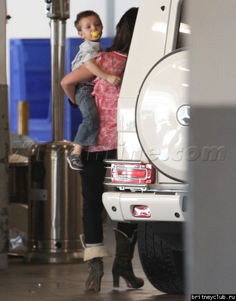 Бритни с детьми в отеле Mondrian01.jpg(Бритни Спирс, Britney Spears)