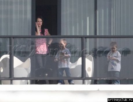 Бритни с детьми в отеле Mondrian07.jpg(Бритни Спирс, Britney Spears)