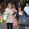 Бритни с мамой на шоппинге в Glendale Galleria