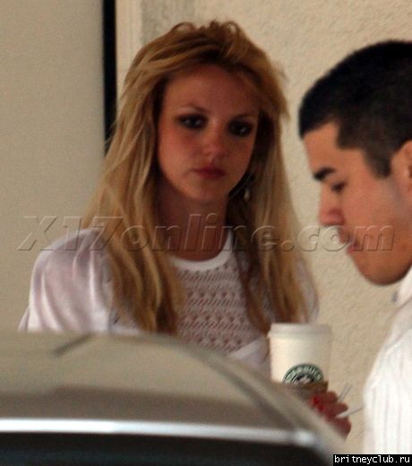 Бритни и Джейсон посещают ресторан Bandera 61.jpg(Бритни Спирс, Britney Spears)
