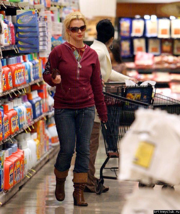 Бритни в супермаркете Ralph