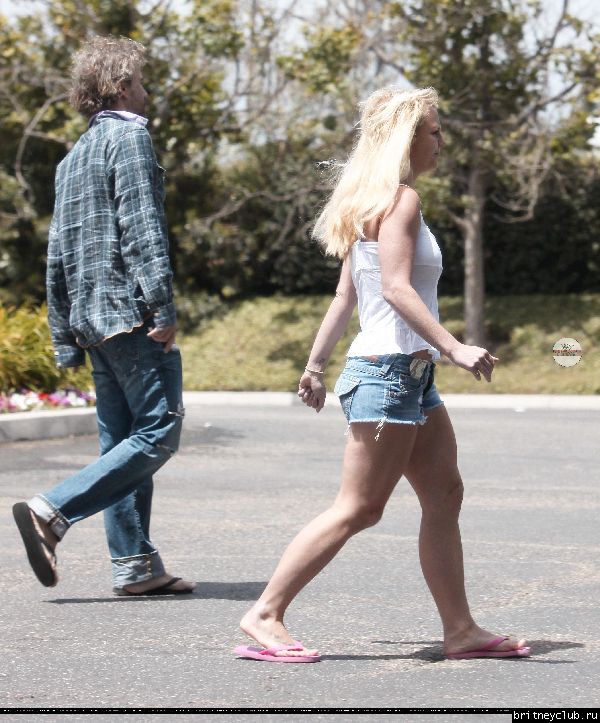 Бритни и Джейсон в Санта Барбаре24.jpg(Бритни Спирс, Britney Spears)