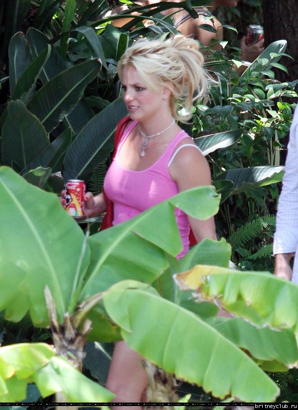 Бритни посещает студию Conway в Лос-Анджелесе02.jpg(Бритни Спирс, Britney Spears)