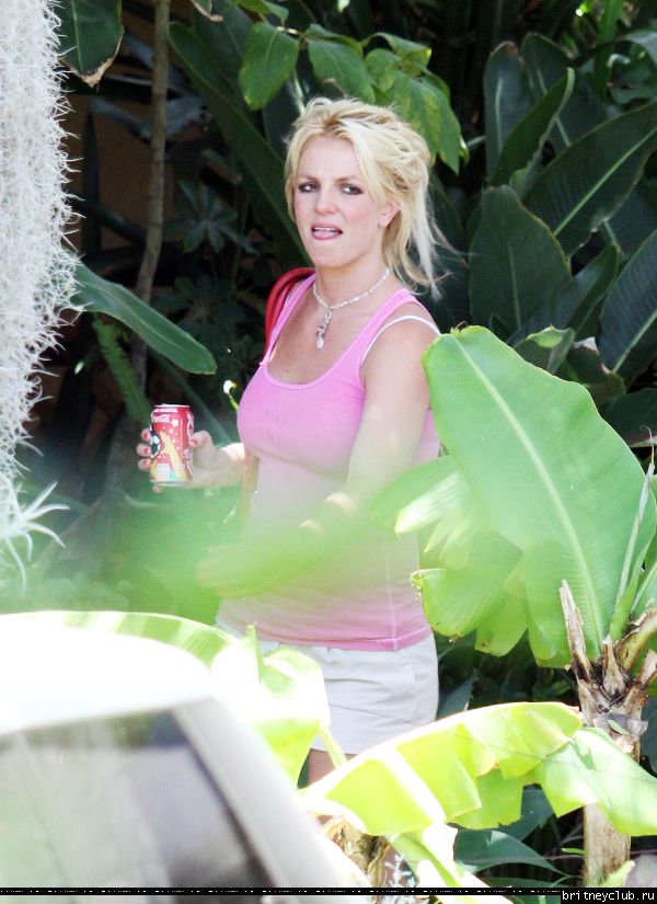 Бритни посещает студию Conway в Лос-Анджелесе06.jpg(Бритни Спирс, Britney Spears)