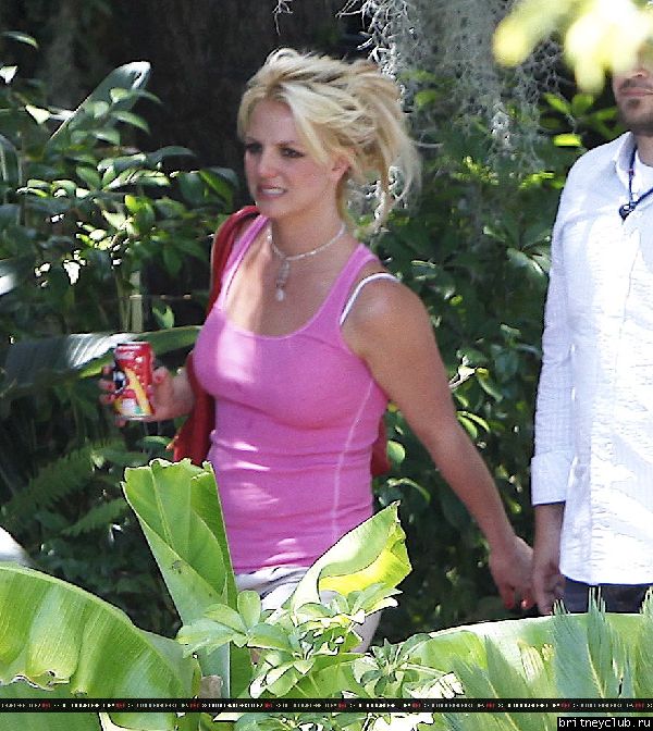 Бритни посещает студию Conway в Лос-Анджелесе24.jpg(Бритни Спирс, Britney Spears)