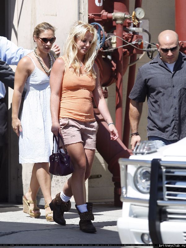 Бритни в Sherman Oaks40.jpg(Бритни Спирс, Britney Spears)