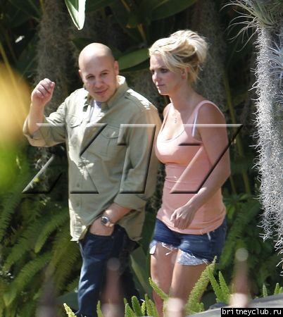 Бритни посещает студию в Лос-Анджелесе15.jpg(Бритни Спирс, Britney Spears)