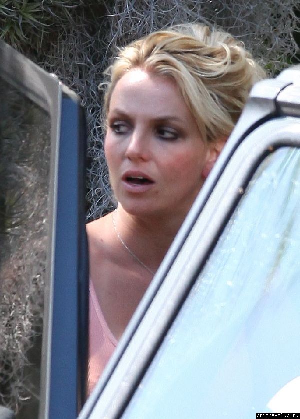 Бритни посещает студию в Лос-Анджелесе20.jpg(Бритни Спирс, Britney Spears)