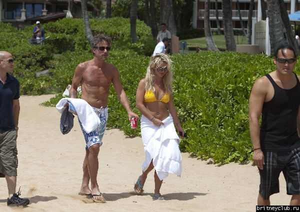 Бритни и Джейсон на пляже на курорте Мауи15.jpg(Бритни Спирс, Britney Spears)