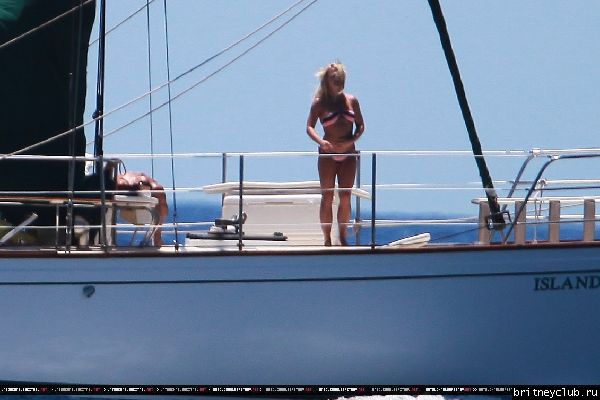 Бритни и Джейсон отдыхают на яхте 23.jpg(Бритни Спирс, Britney Spears)