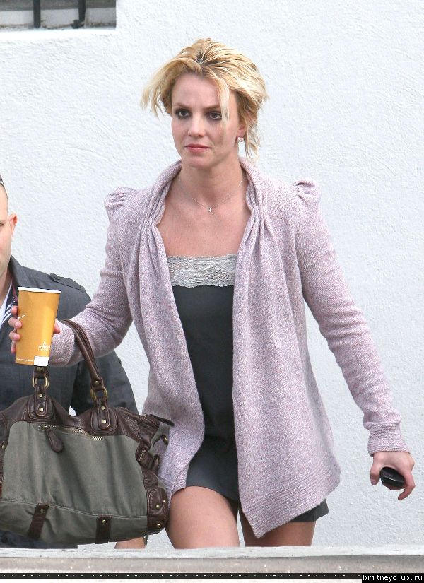 Бритни делает покупки в Санта Монике45.jpg(Бритни Спирс, Britney Spears)