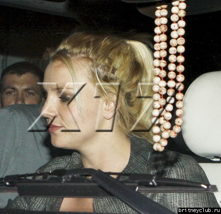 Бритни покидает клуб Troubador25.jpg(Бритни Спирс, Britney Spears)