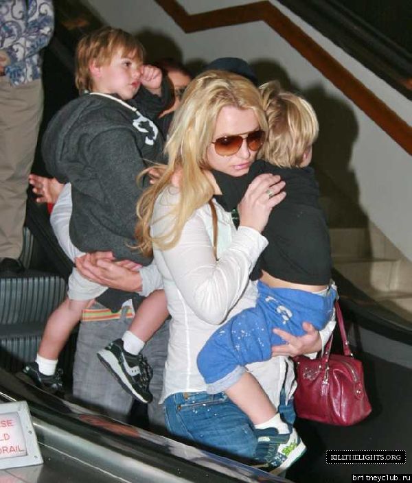 Бритни вернулась в Лос-Анджелес59.jpg(Бритни Спирс, Britney Spears)