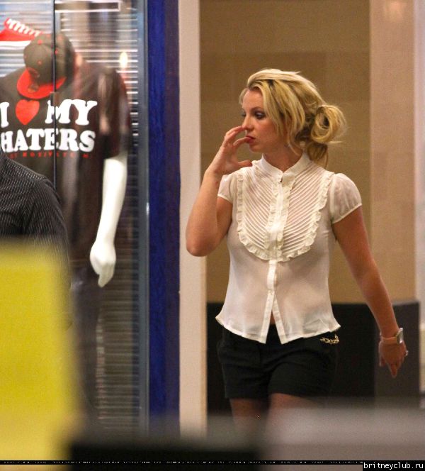 Бритни в ТЦ  Westfield Mall03.jpg(Бритни Спирс, Britney Spears)