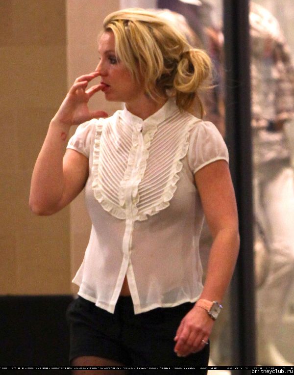 Бритни в ТЦ  Westfield Mall11.jpg(Бритни Спирс, Britney Spears)