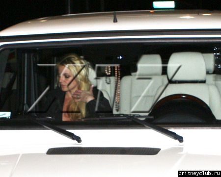 Бритни и Джейсон покидают ресторан Scarpetta03.jpg(Бритни Спирс, Britney Spears)