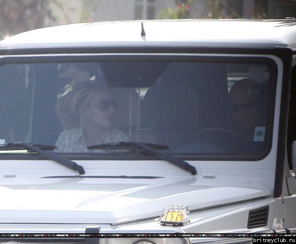 Бритни катается по Лос-Анджелесу4.jpg(Бритни Спирс, Britney Spears)